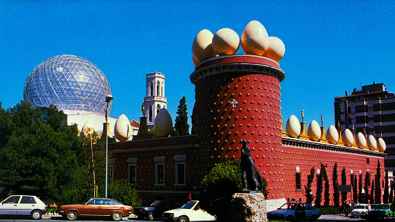 Teatro Museo de Dalí