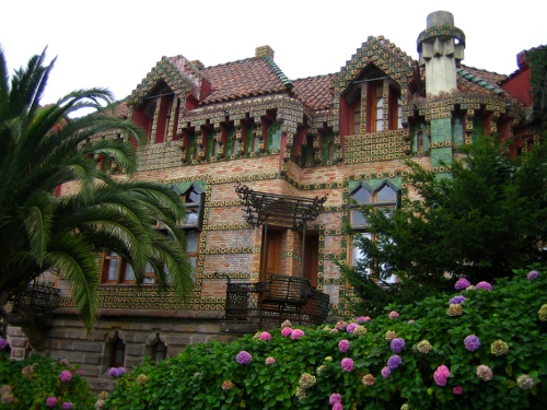 El capricho de gaudi donde esta