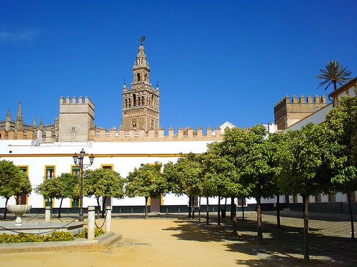 Patio de Banderas